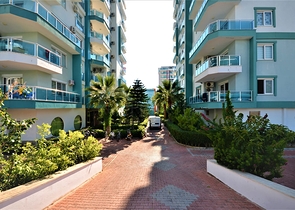 اطلالة بحر -شقة غرفة وصالة مفروشة -في محمودلار/ الانيا 