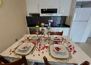 اطلالة بحر -شقة غرفة وصالة مفروشة -في محمودلار/ الانيا 