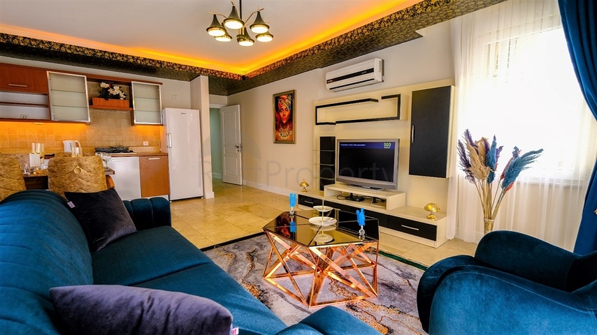 ضمن مجمع انيق - شقة غرفة وصالة واسعة 80 متر - في جيكجلي / الانيا 