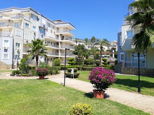 ضمن مجمع انيق - شقة غرفة وصالة واسعة 80 متر - في جيكجلي / الانيا 