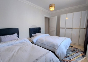 اطلالة بحر - شقة غرفتين وصالة مفروشة - مجمع سكني -في محمودلار / الانيا