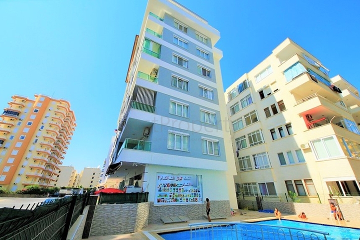 شقة غرفة وصالة مفروشة - في محمودلار / الانيا 