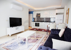 شقة غرفة وصالة مفروشة - في محمودلار / الانيا 