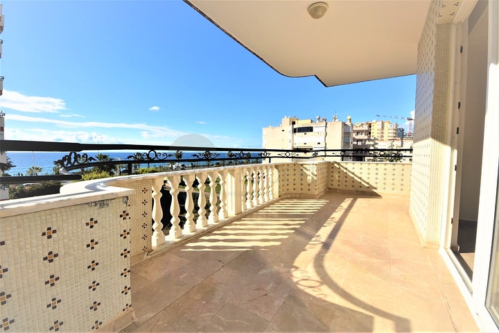 اطلالة بحر - شقة غرفتين وصالة مفروشة - في محمودلار / الانيا