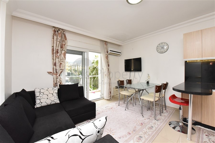 تبعد عن شاطئ كليوباترا 100 متر فقط - شقة مفروشة غرفة وصالة ضمن مجمع سكني في مركز الانيا