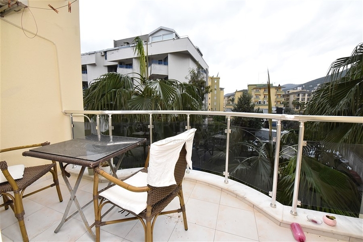 تبعد عن شاطئ كليوباترا 100 متر فقط - شقة مفروشة غرفة وصالة ضمن مجمع سكني في مركز الانيا