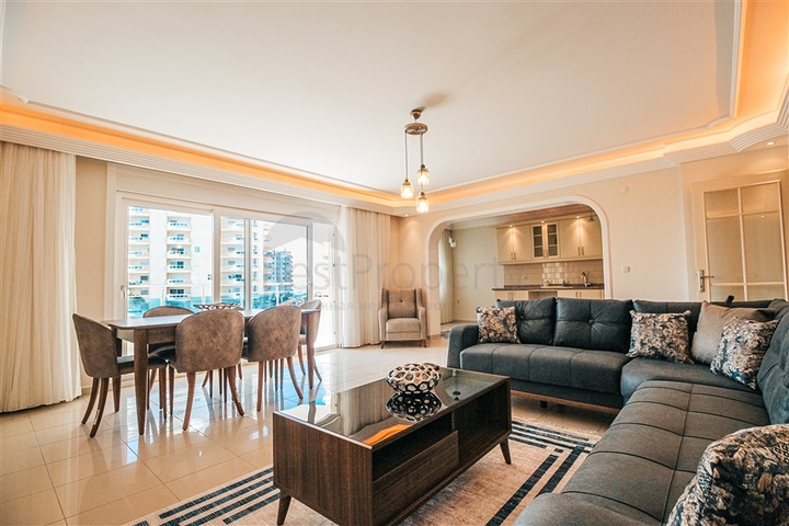 اطلالة جبلية -شقة غرفتين وصالة مفروشة -ضمن مجمع سكني في محمودلار / الانيا 