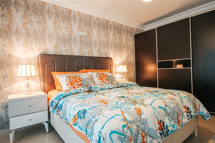 اطلالة جبلية -شقة غرفتين وصالة مفروشة -ضمن مجمع سكني في محمودلار / الانيا 