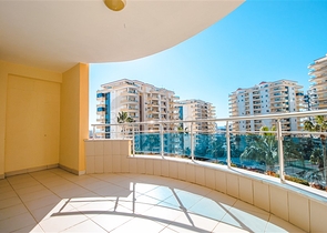 اطلالة جبلية -شقة غرفتين وصالة مفروشة -ضمن مجمع سكني في محمودلار / الانيا 