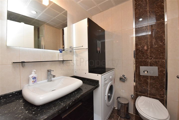 شقة غرفة وصالة مفروشة - ضمن مجمع سكني في كاستل / الانيا 