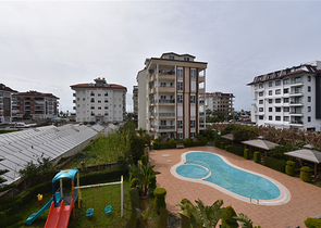 شقة غرفة وصالة مفروشة - ضمن مجمع سكني في كاستل / الانيا 