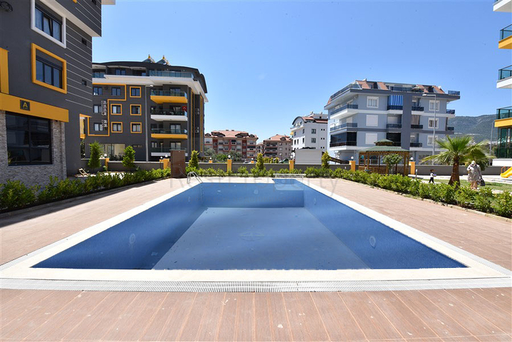 شقة عائلية -3 غرف وصالة مع مطبخ منفصل -في اوبا / الانيا 