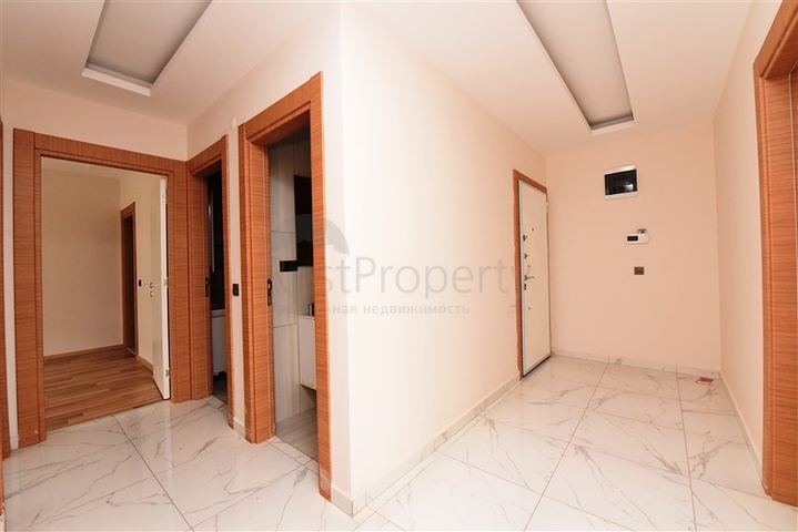 شقة عائلية -3 غرف وصالة مع مطبخ منفصل -في اوبا / الانيا 