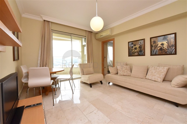 اطلالة بحر - شقة غرفتين وصالة مفروشة -ضمن مجمع 5 نجوم - في كارجيجاك / الانيا 