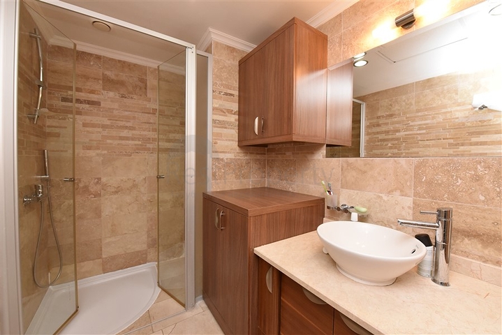 اطلالة بحر - شقة غرفتين وصالة مفروشة -ضمن مجمع 5 نجوم - في كارجيجاك / الانيا 