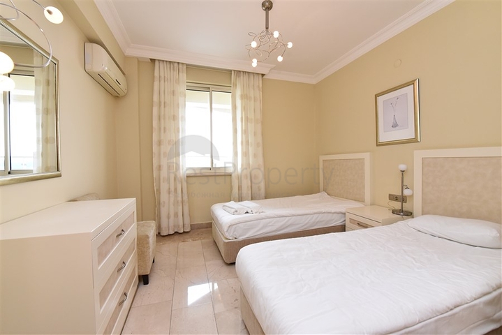 اطلالة بحر - شقة غرفتين وصالة مفروشة -ضمن مجمع 5 نجوم - في كارجيجاك / الانيا 