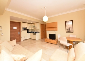 اطلالة بحر - شقة غرفتين وصالة مفروشة -ضمن مجمع 5 نجوم - في كارجيجاك / الانيا 