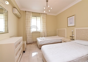 اطلالة بحر - شقة غرفتين وصالة مفروشة -ضمن مجمع 5 نجوم - في كارجيجاك / الانيا 