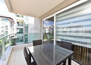 مجمع على البحر مباشرة - شقة مفروشة غرفة وصالة - خدمات متكاملة ضمن المجمع - كاستل / الانيا 