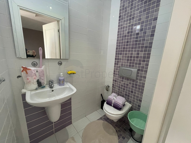 اطلالة مفتوحة -دوبلكس غرفتين وصالة ضمن مجمع سكني في محمودلار/ الانيا 