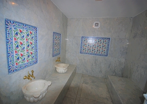 اطلالة مفتوحة -دوبلكس غرفتين وصالة ضمن مجمع سكني في محمودلار/ الانيا 