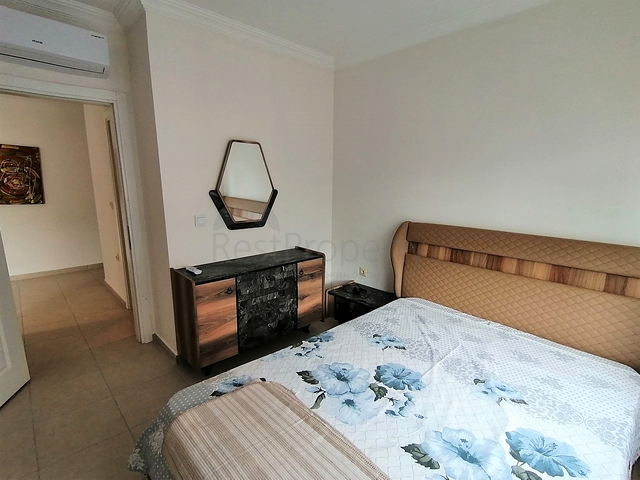 سعر مناسب - شقة غرفة وصالة مفروشة - في محمودلار/ الانيا 