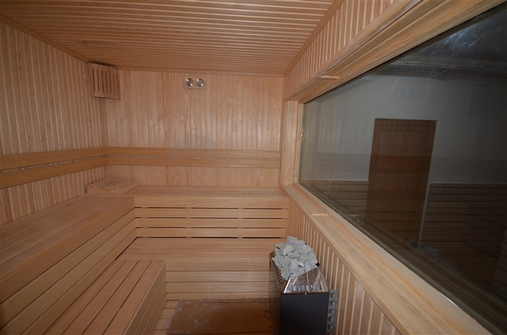 شقة غرفة وصالة في مركز الانيا - قريبة من شاطئ كليوباترا 