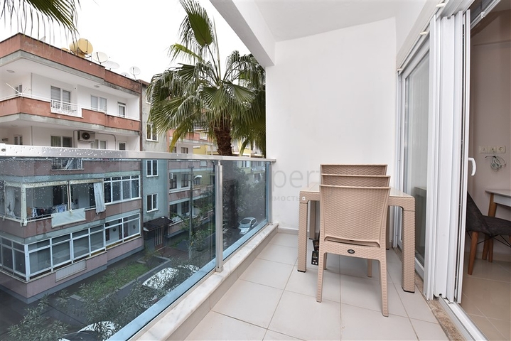 شقة غرفة وصالة في مركز الانيا - قريبة من شاطئ كليوباترا 