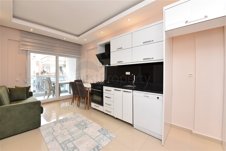 شقة غرفة وصالة في مركز الانيا - قريبة من شاطئ كليوباترا 