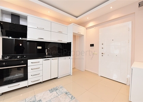 شقة غرفة وصالة في مركز الانيا - قريبة من شاطئ كليوباترا 