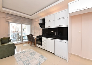 شقة غرفة وصالة في مركز الانيا - قريبة من شاطئ كليوباترا 