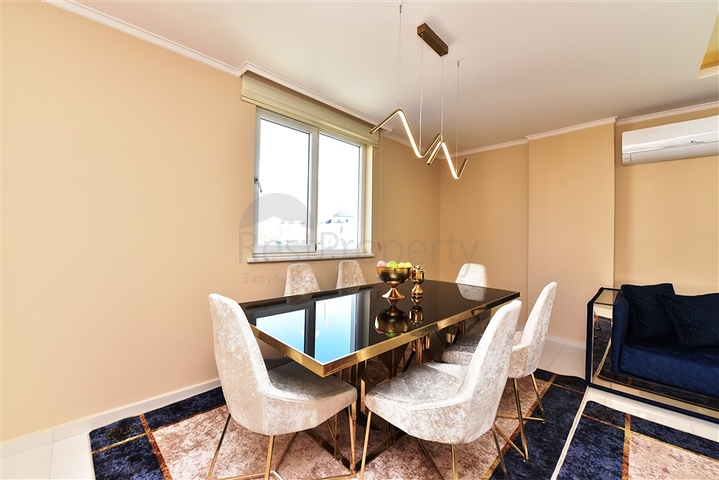 مجمع على البحر مباشرة - شقة غرفتين وصالة مفروشة - في كاستل / الانيا 