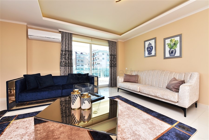 مجمع على البحر مباشرة - شقة غرفتين وصالة مفروشة - في كاستل / الانيا 