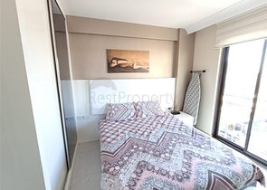 مناسبة للاستثمار - شقة غرفة وصالة مفروشة -ضمن مجمع يضم كافة الخدمات في مركز الانيا 