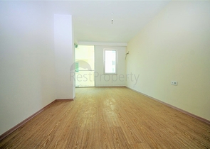 شقة على النهر في الانيا - غرفتين وصالة ضمن مجمع سكني في كاستل / الانيا 