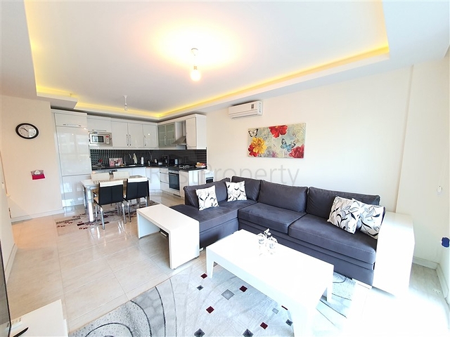 شقة غرفة وصالة مفروشة -ضمن مجمع انيق - في اوبا / الانيا 