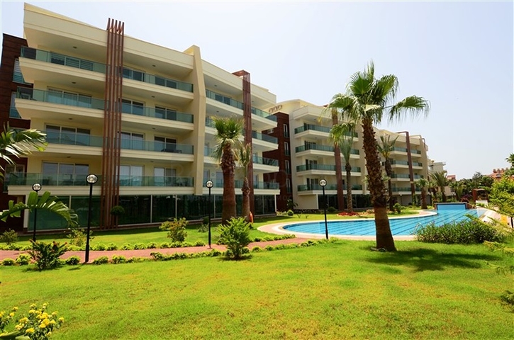 شقة غرفة وصالة مفروشة -ضمن مجمع انيق - في اوبا / الانيا 