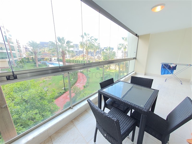 شقة غرفة وصالة مفروشة -ضمن مجمع انيق - في اوبا / الانيا 