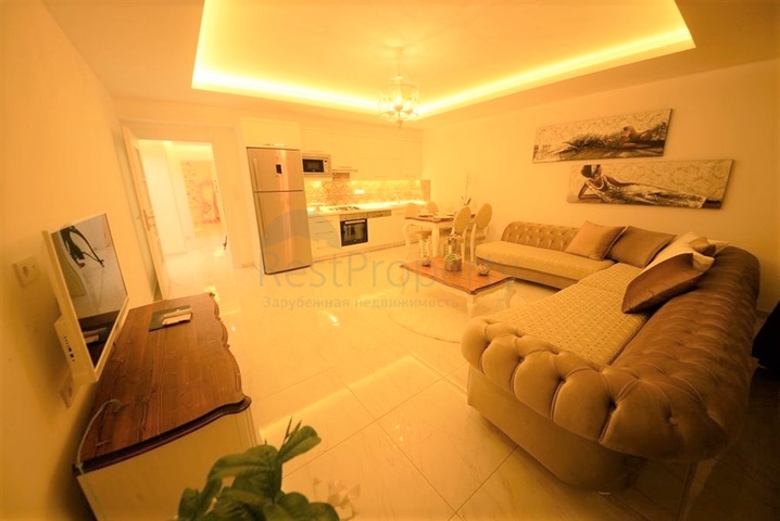 شقة غرفتين وصالة - مفروشة - ضمن مجمع يضم كافة الخدمات - في محمودلار / الانيا 