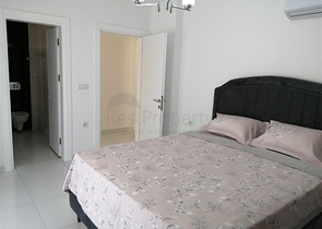 ضمن مجمع فاخر - شقة غرفتين وصالة مفروشة - مطبخ منفصل - في محمودلار / الانيا 