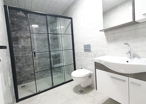 شقة غرفتين وصالة مفروشة - مطبخ منفصل - في محمودلار / الانيا 