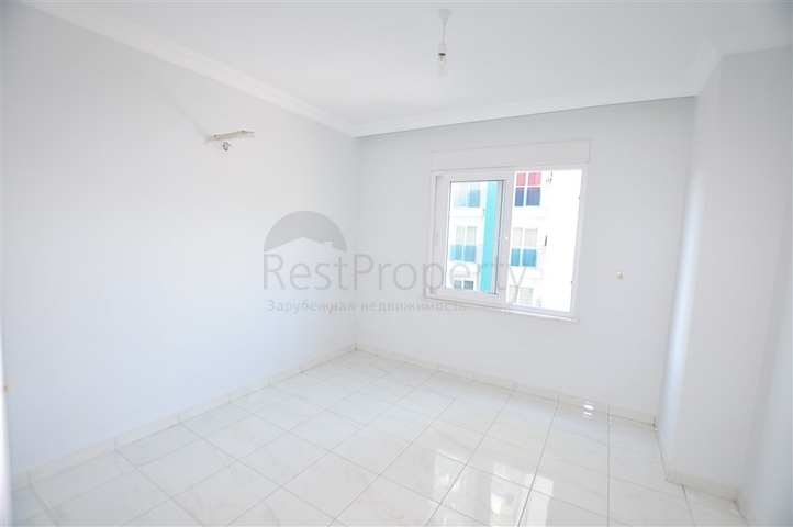 شقة غرفتين وصالة - ضمن مجمع سكني في محمودلار / الانيا 