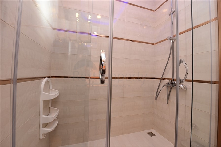 بنتهاوس غرفتين وصالة مفروشة - ضمن مجمع سكني في محمودلار / الانيا 