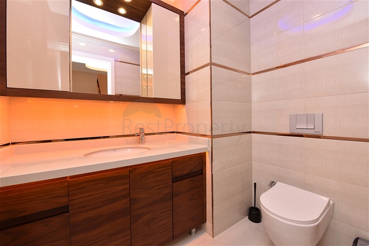 بنتهاوس غرفتين وصالة مفروشة - ضمن مجمع سكني في محمودلار / الانيا 