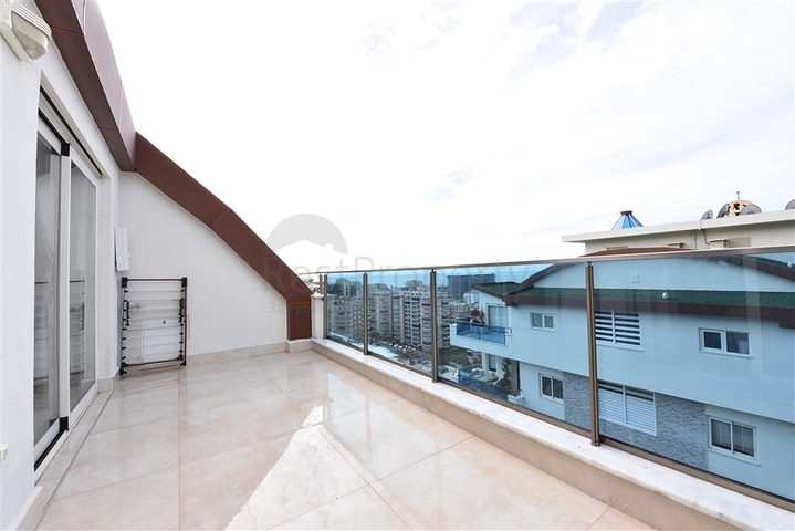 بنتهاوس غرفتين وصالة مفروشة - ضمن مجمع سكني في محمودلار / الانيا 