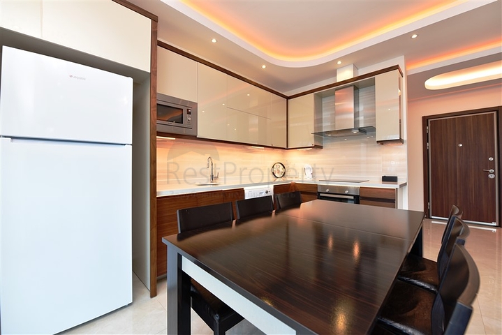 بنتهاوس غرفتين وصالة مفروشة - ضمن مجمع سكني في محمودلار / الانيا 