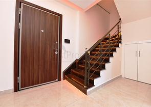 بنتهاوس غرفتين وصالة مفروشة - ضمن مجمع سكني في محمودلار / الانيا 