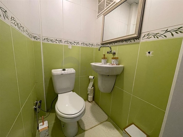 شقة غرفتين وصالة مفروشة - قريبة من البحر والاسواق- في محمودلار / الانيا 