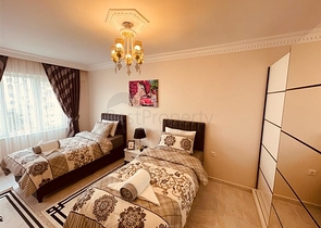 شقة غرفتين وصالة مفروشة - قريبة من البحر والاسواق- في محمودلار / الانيا 