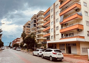 شقة غرفتين وصالة مفروشة - قريبة من البحر والاسواق- في محمودلار / الانيا 